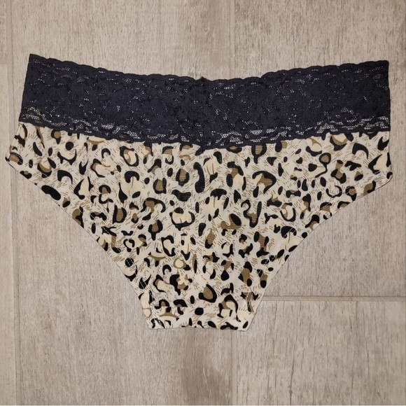 Animal Print Lace Waist Hipster Panty - Picture 2 of 3